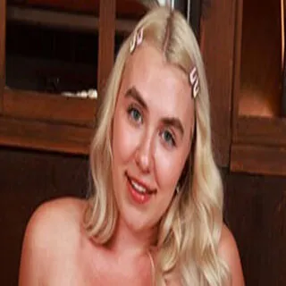 Maisey Monroe porno yıldızı