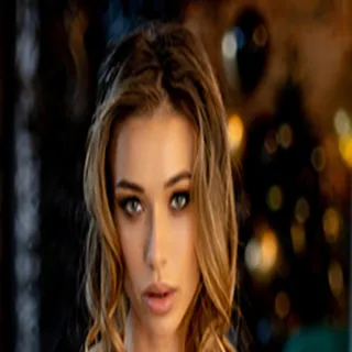HolyMolly porno yıldızı