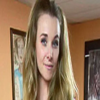 Buttslut Billie porno yıldızı