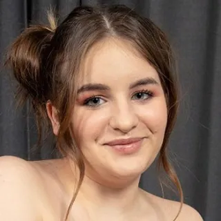 Molly Evans porno yıldızı