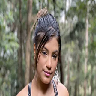 Angie Bravo porno yıldızı