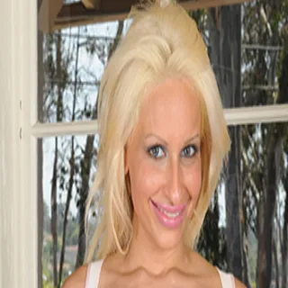 Holly Brooks porno yıldızı