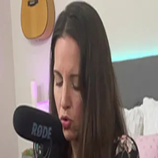 Suzanne Filmed porno yıldızı