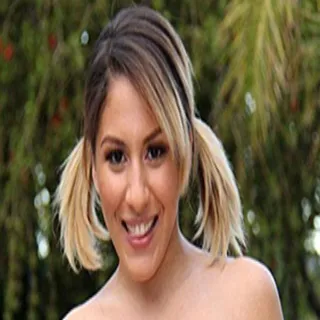 Liv Aguilera porno yıldızı