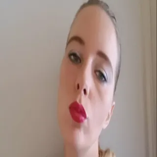 Melody Pleasure porno yıldızı