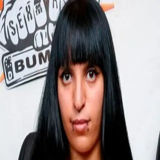 Zeyna porno yıldızı