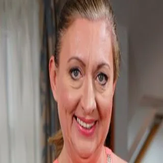 Elizabeth Bee porno yıldızı
