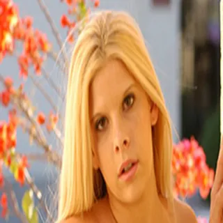 Kinzie Jo porno yıldızı