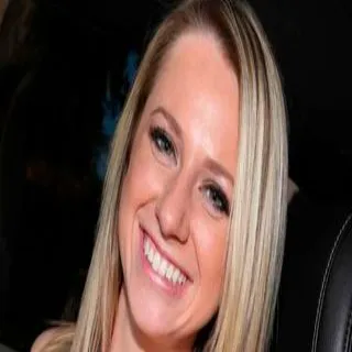 Molly West porno yıldızı