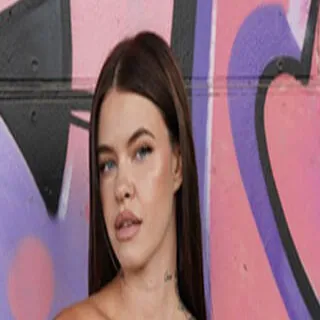 Rossa Vaxx porno yıldızı