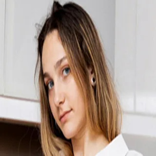 Ellie Wain porno yıldızı