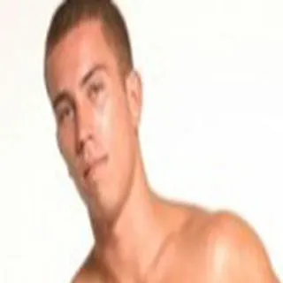Justin Max porno yıldızı
