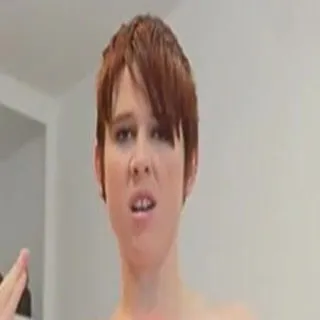 L*** porno yıldızı