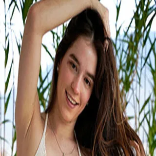 Karolin Gomez porno yıldızı