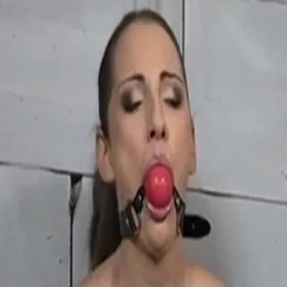 Laura Noiret porno yıldızı