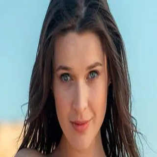 Serena Wood porno yıldızı