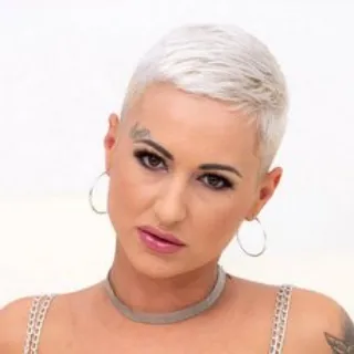 Lolly Glams porno yıldızı