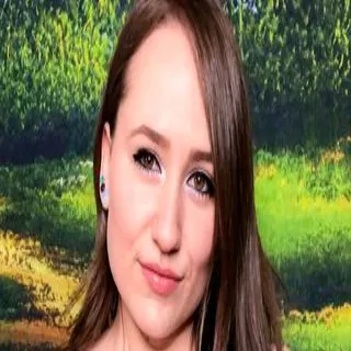 Lizzie Love porno yıldızı