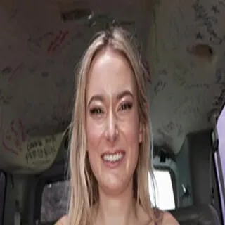 Thea Summers porno yıldızı