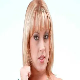 Alyssa Chase porno yıldızı