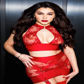 Valentina Nappi porno yıldızı
