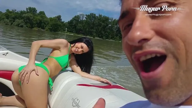 Gina Gerson ve Mugur'un Açık Hava Seks ve Lezbiyen Oyunları