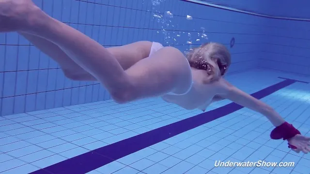 Sarışın kızın nude spor sikiş anları