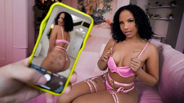 Austin Pierce ve Romy Indy'nin Üvey Fantezi Seksi