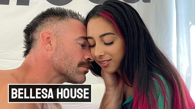 Kiarra Kai ve Charles Dera'nın Latin Porno Videoları