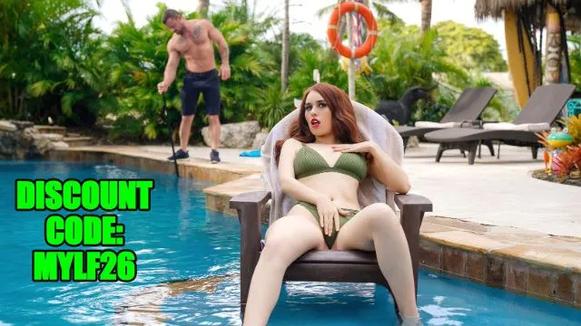 Jennifer White ve Kenzie Taylor'ın Sıvı Boşalma Anları ve Seks Sahnesi