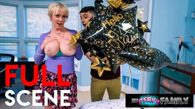 Dee Williams ve Ricky Spanish'in üvey fantezi ve sert sikiş deneyimi