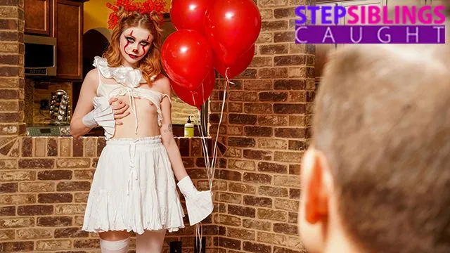 Codey Steele ve Scarlet Skies'ın Sert ve Oral Sikiş Anları