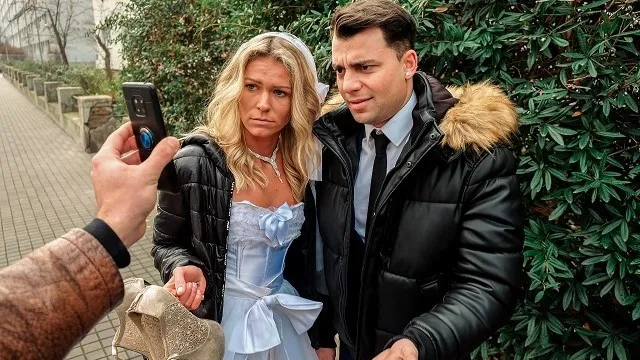 Dona'nın Debt4k Seks Filmi ve Kocasını Aldatan Porno