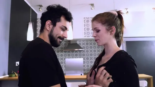 Pornstar'ın Oral ve Sert Seks Anları