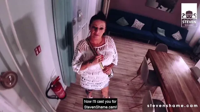 Esmer ve Olgun Kadınların Sert Seks ve Açık Hava İlişkisi
