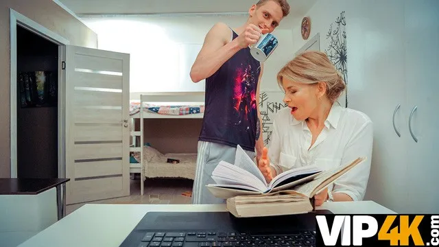 Martin Spell'in Olgun Öğretmen Seksi