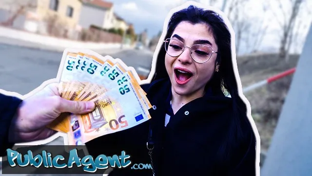 Nadja'nın Oral Seks Sahnesi
