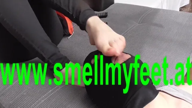 Esmer Kızın Ayak Fetişi ve Seks Anları