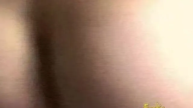 Sarışın ve güzel kadının büyük penis ve sikiş sahnesi