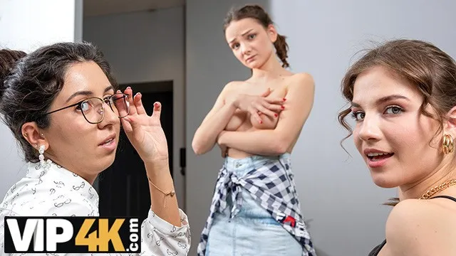 Katty West'in Lezbiyen Üçlü Seks Sahnesi