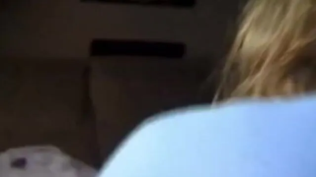 Salacious Lady'nin Oral Seks ve Çılgın Sikiş Performansı