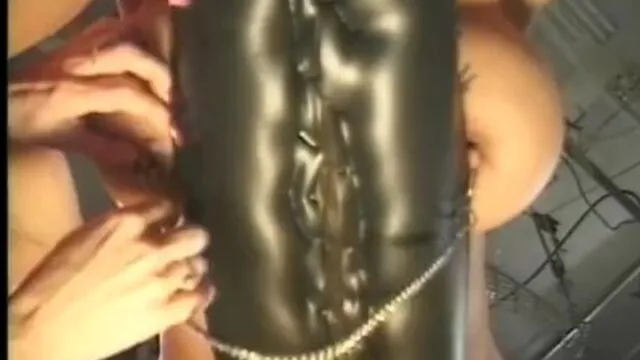 Erotik Female Domination'un Tied Up ve Seks Sahnesi