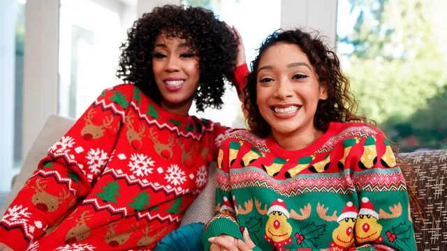 Misty Stone ve Sarah Lace'in Esmer ve Sert Seksli Sahnesi
