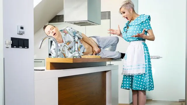 Tanya Virago'nun Büyük Göğüslerinin Seks Anları, Porno Sahnesi
