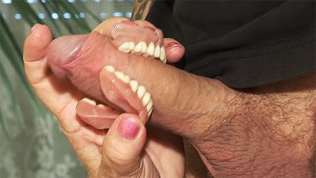 Üvey Anne ve Oğlun Sert Seksi