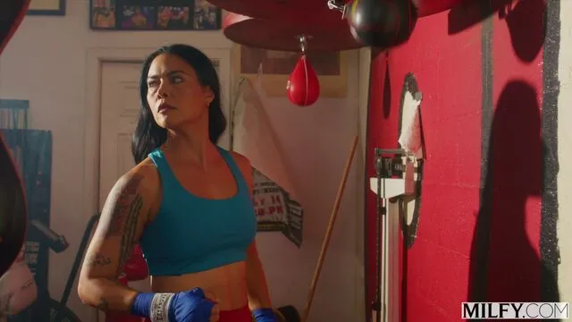 Olgun Dana Vespoli'nin Büyük Kalçalı Seks ve Porno Anları