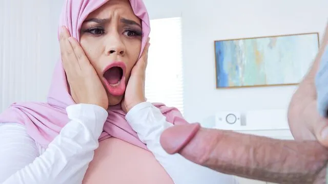 Rose Lynn'in Büyüleyici Videonun Fragmanında Sert Seksi
