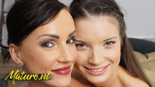 Anita Bellini'nin Genç Kızların Porno Sahnesi