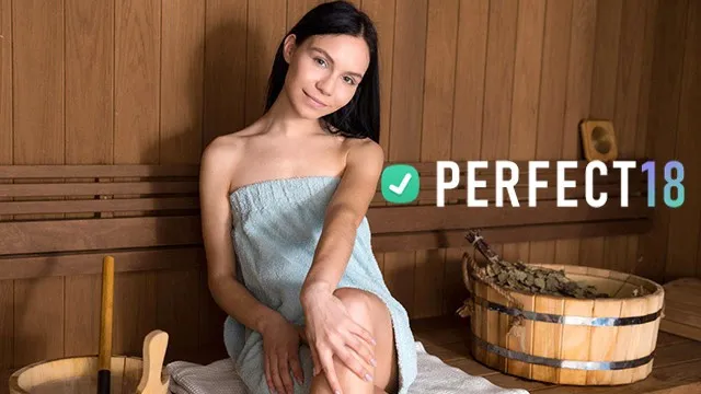 Tutkulu Mia Bandini'nin Femme Fatale ve Amateur Seks Macerası