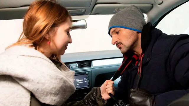 Iris Kis Kis'in Sert ve Oral Seks Anları